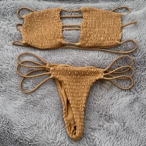 This bathing suit is so cute and fun for the summer, brand new never used!